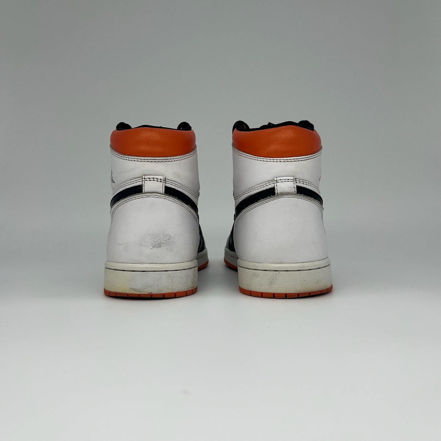 Nike Air Jordan 1