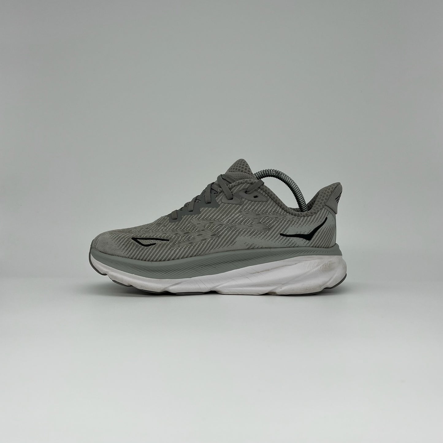 Hoka Clifton 9