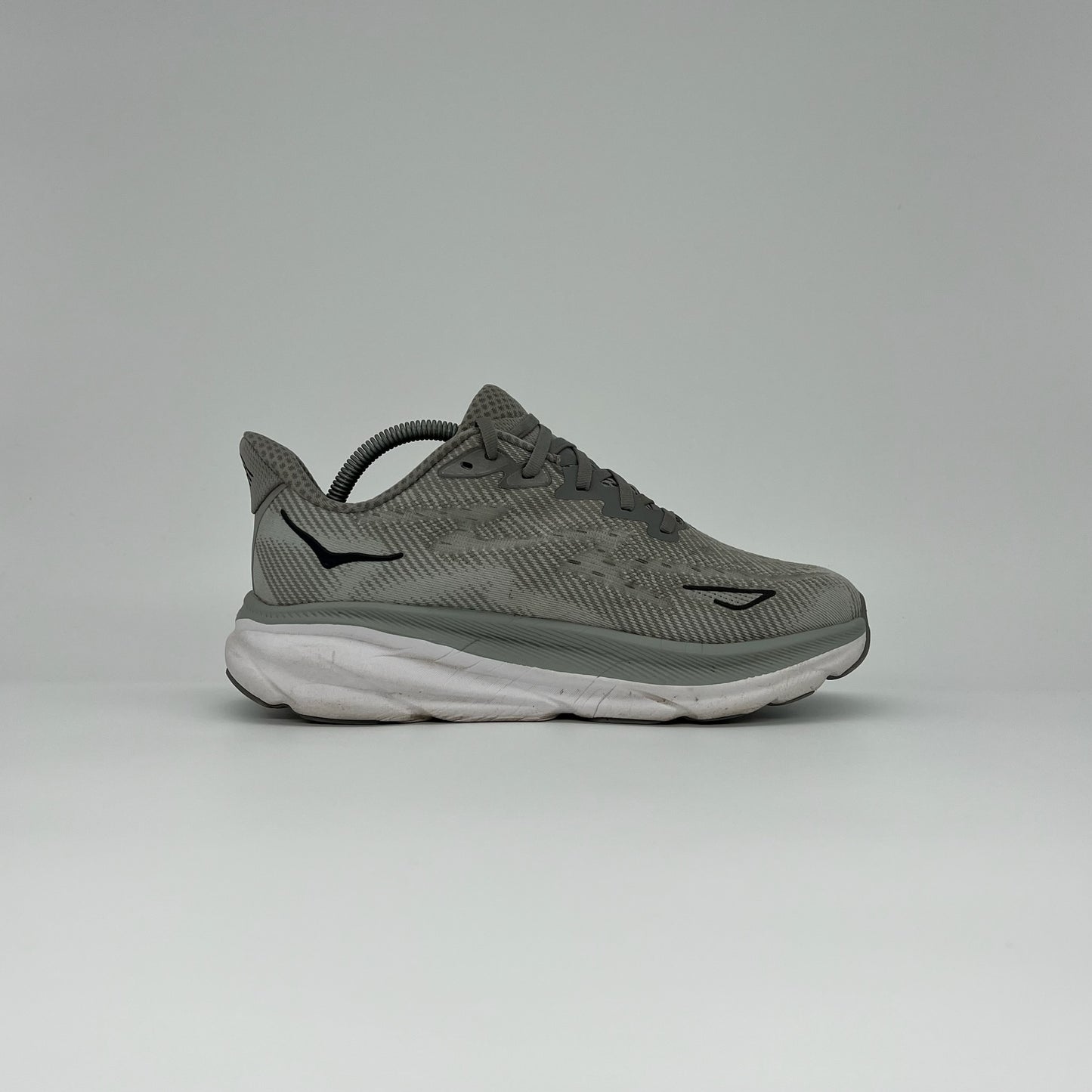 Hoka Clifton 9