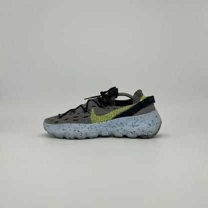 Nike Space Hippie 04