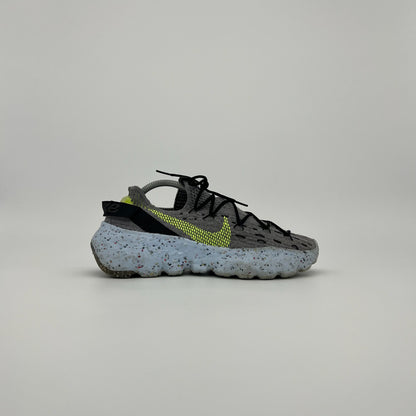 Nike Space Hippie 04