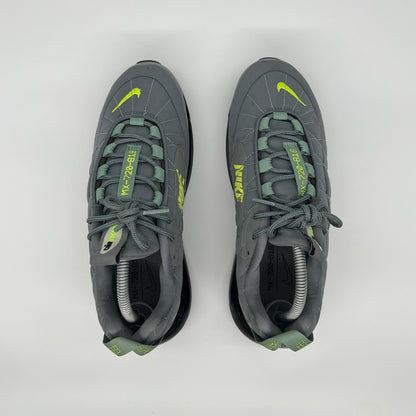 Nike Air MX-720-818