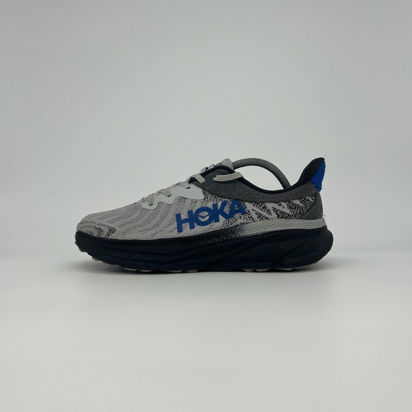 Hoka Challenger 7