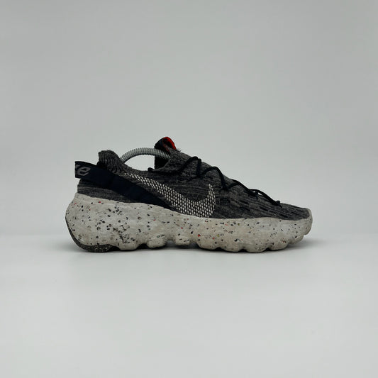 Nike Space Hippie 04