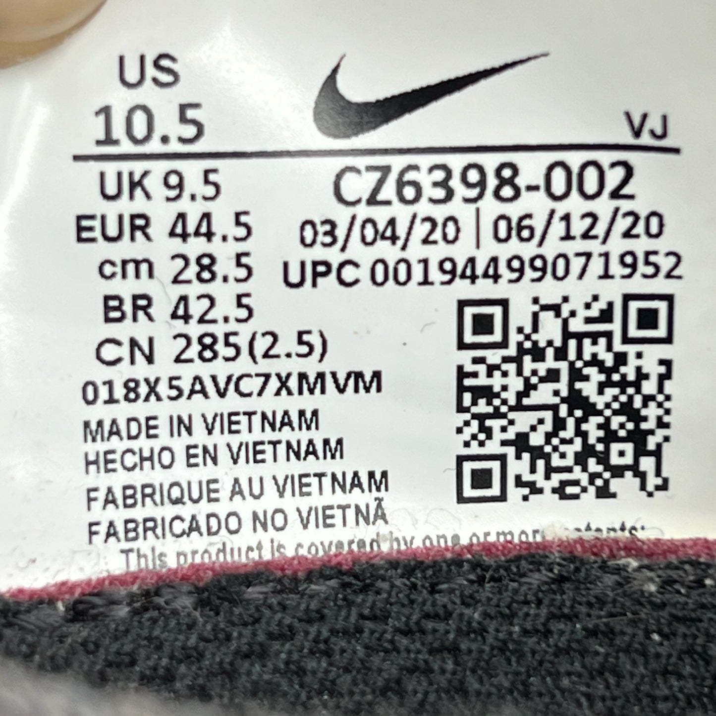 Nike Space Hippie 04