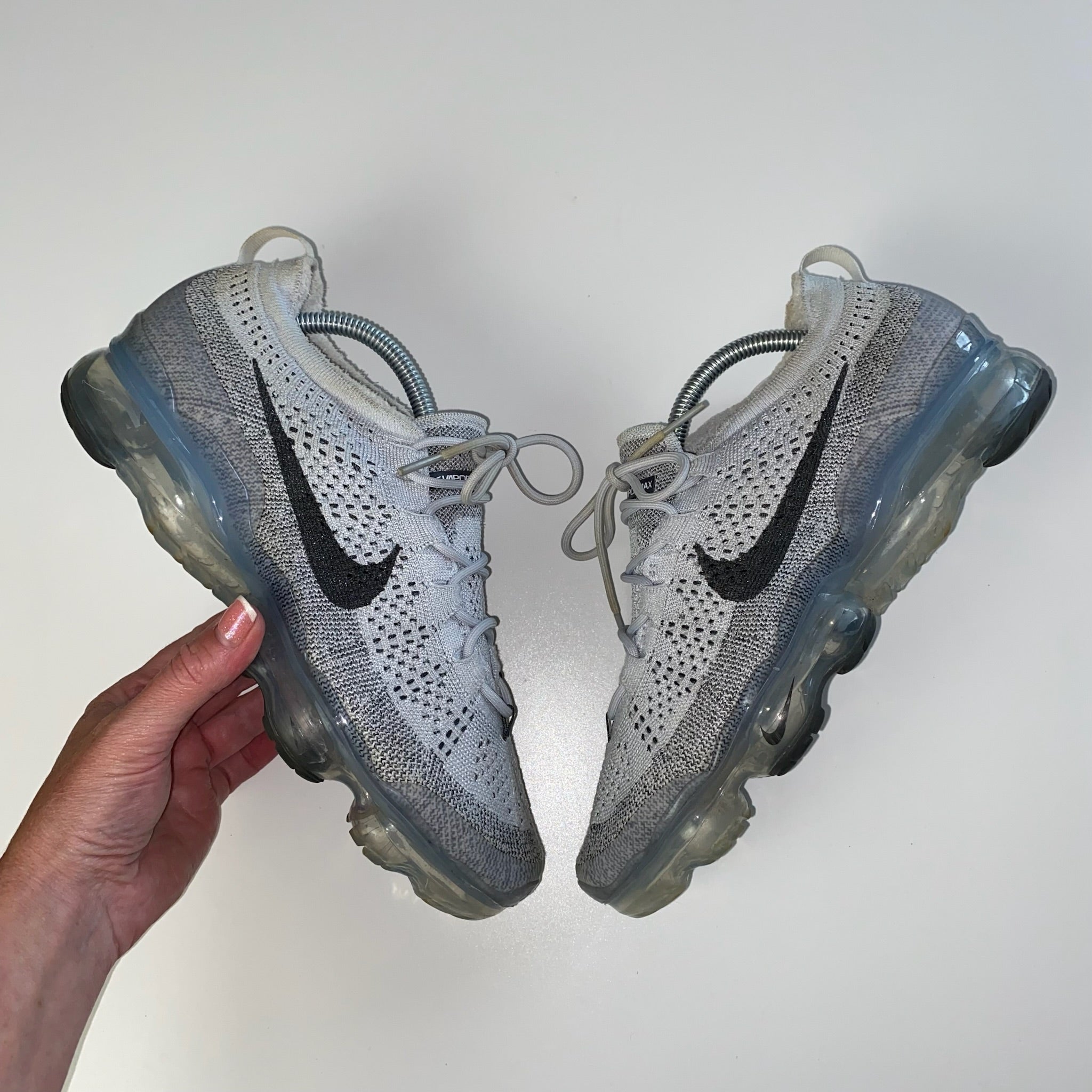 Nike air vapormax flyknit 3 w grey  and  silver best sale