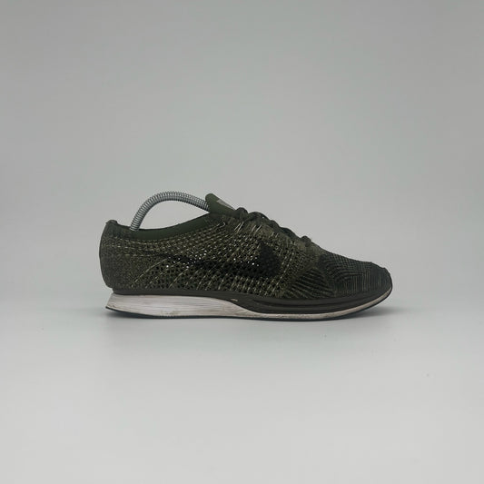 Nike Flyknit Racer